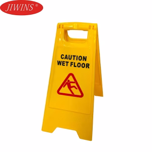 Cleaning signaling horse